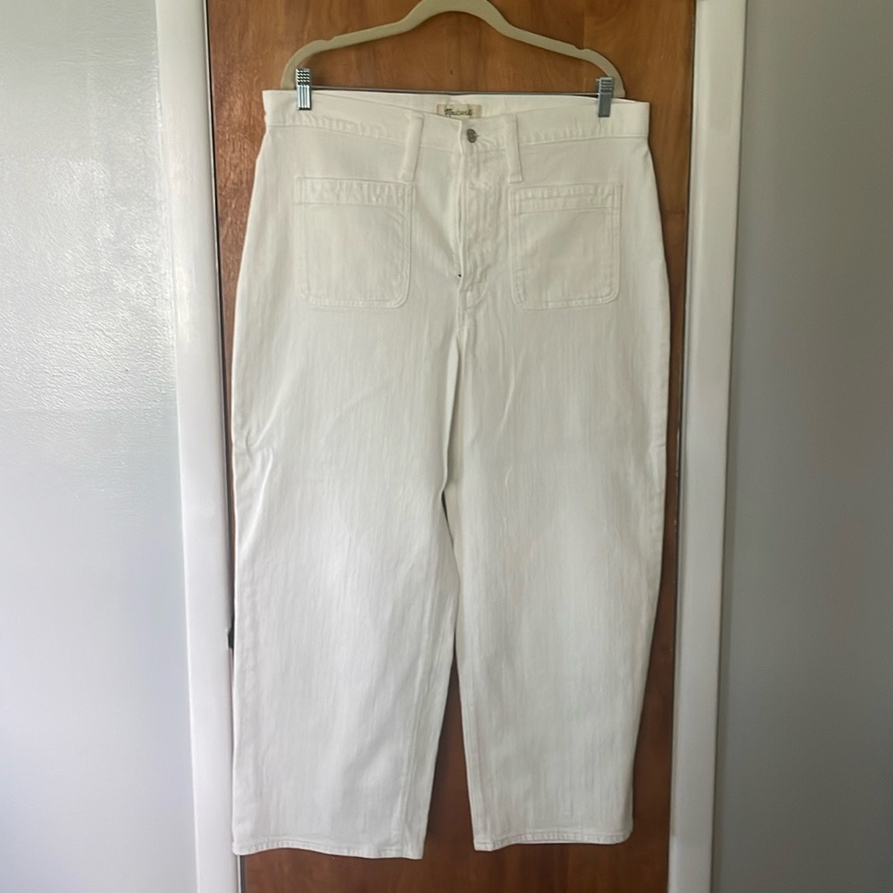 Like new Madewell perfect vintage wide leg crop Jean